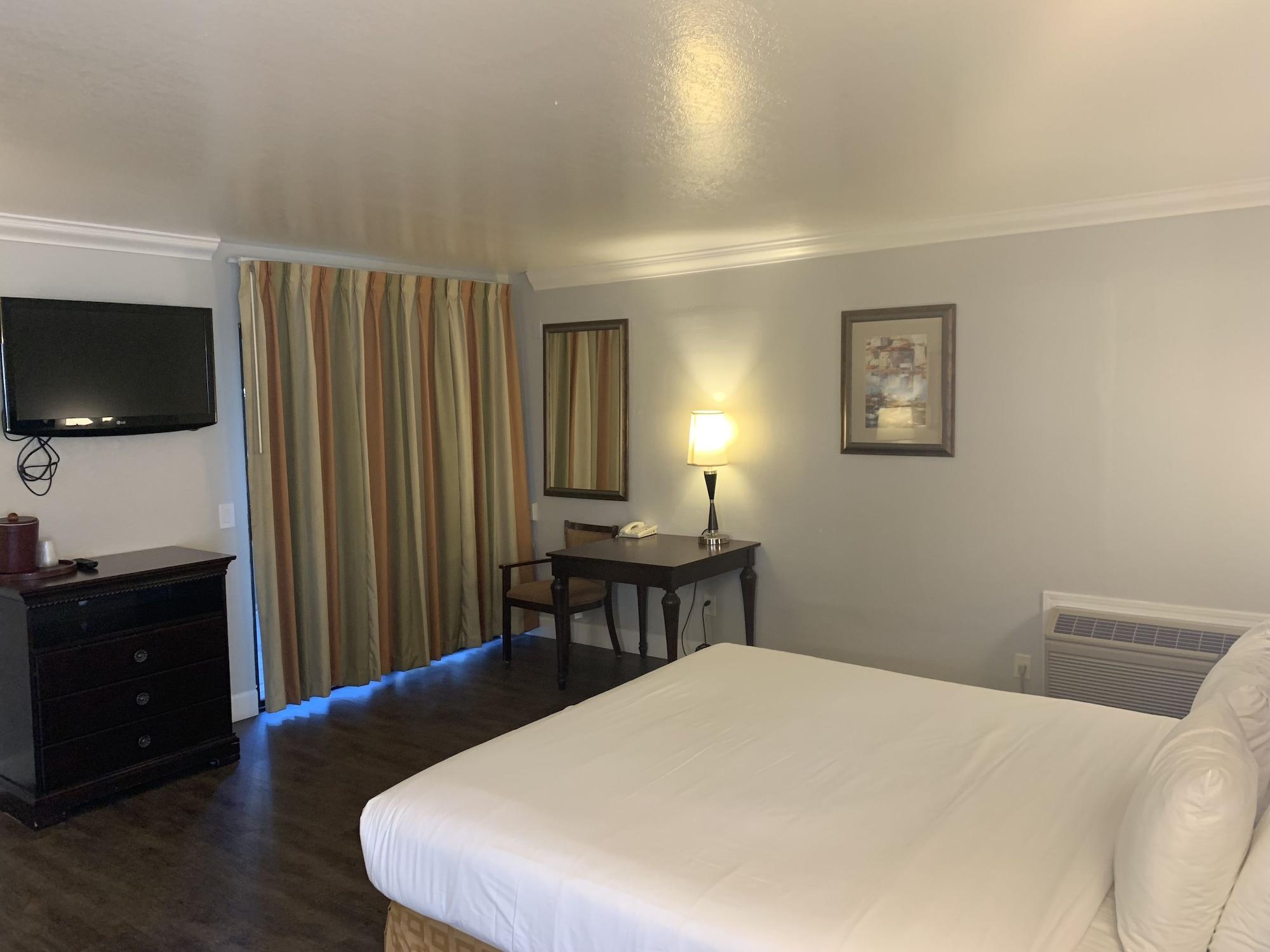 Stargazer Inn And Suites Монтерей Экстерьер фото